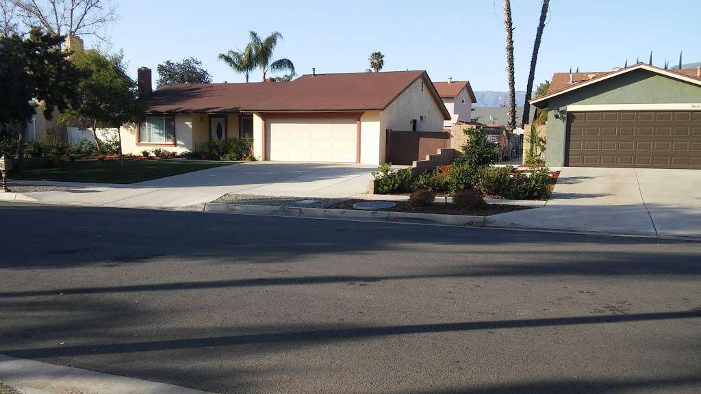 Lugonia Fountain Mobile Estates | 1251 E Lugonia Ave, Redlands, CA 92374, USA | Phone: (909) 793-1012