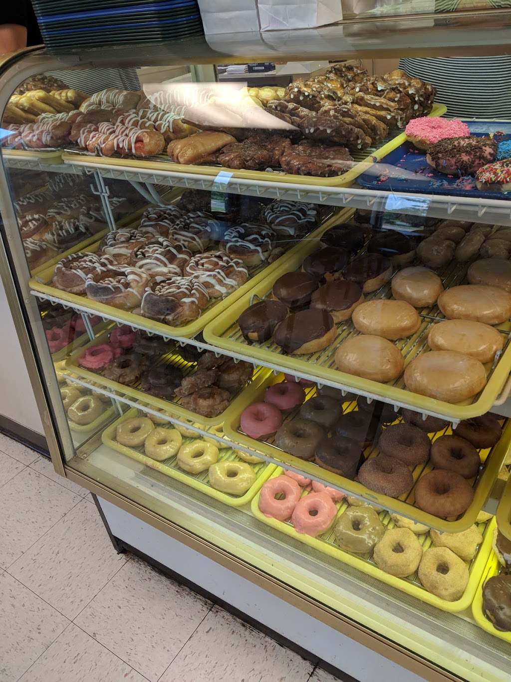 Timberbrook Daylight Donuts | 4920 E Kenosha St, Broken Arrow, OK 74014, USA | Phone: (918) 355-5846