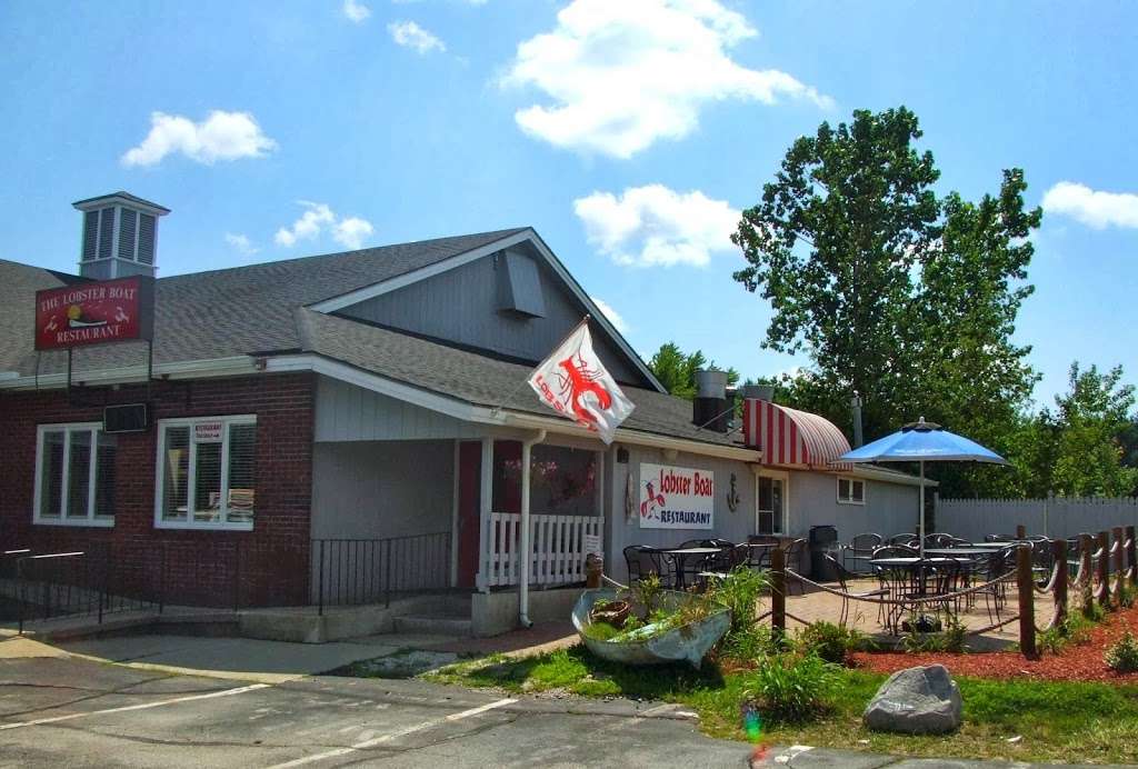 Lobster Boat Restaurant | 273 Derry Rd, Litchfield, NH 03052, USA | Phone: (603) 882-4988