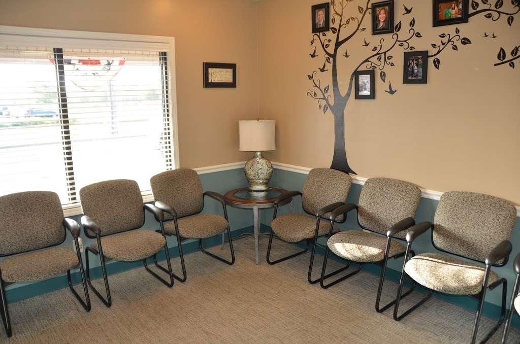 Prestwick Pointe Family Dental Care | 5250 E US Hwy 36 Suite 160, Avon, IN 46123 | Phone: (317) 745-1680