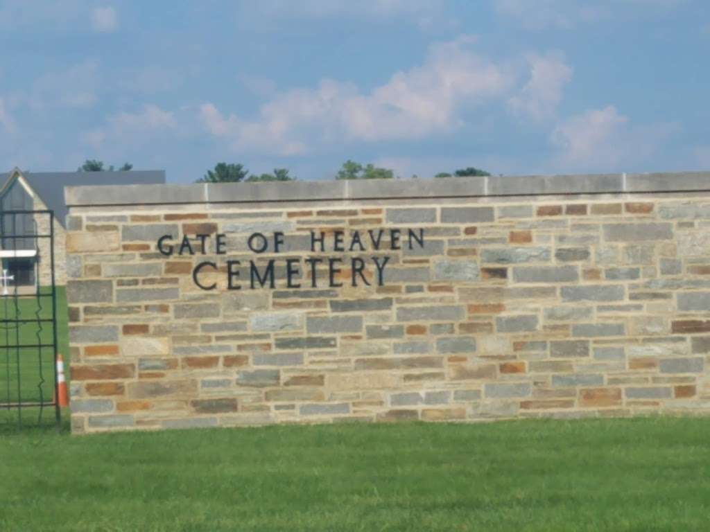 Gate Of Heaven Cemetery Georgia Ave Silver Spring Md 906 Usa