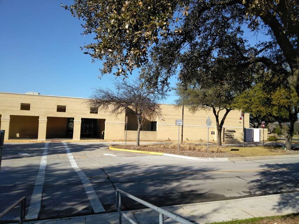 Farmers Branch Manske Library | 13613 Webb Chapel Rd, Farmers Branch, TX 75234, USA | Phone: (972) 247-2511