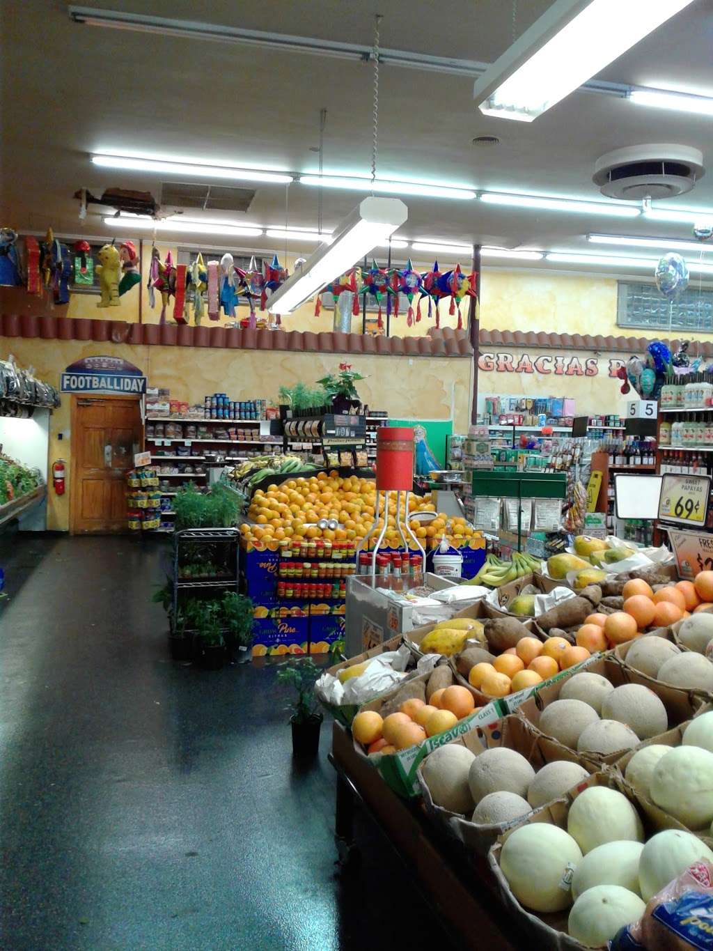 Baja Ranch Market | 2515 N Fair Oaks Ave, Altadena, CA 91001, USA | Phone: (626) 204-0171