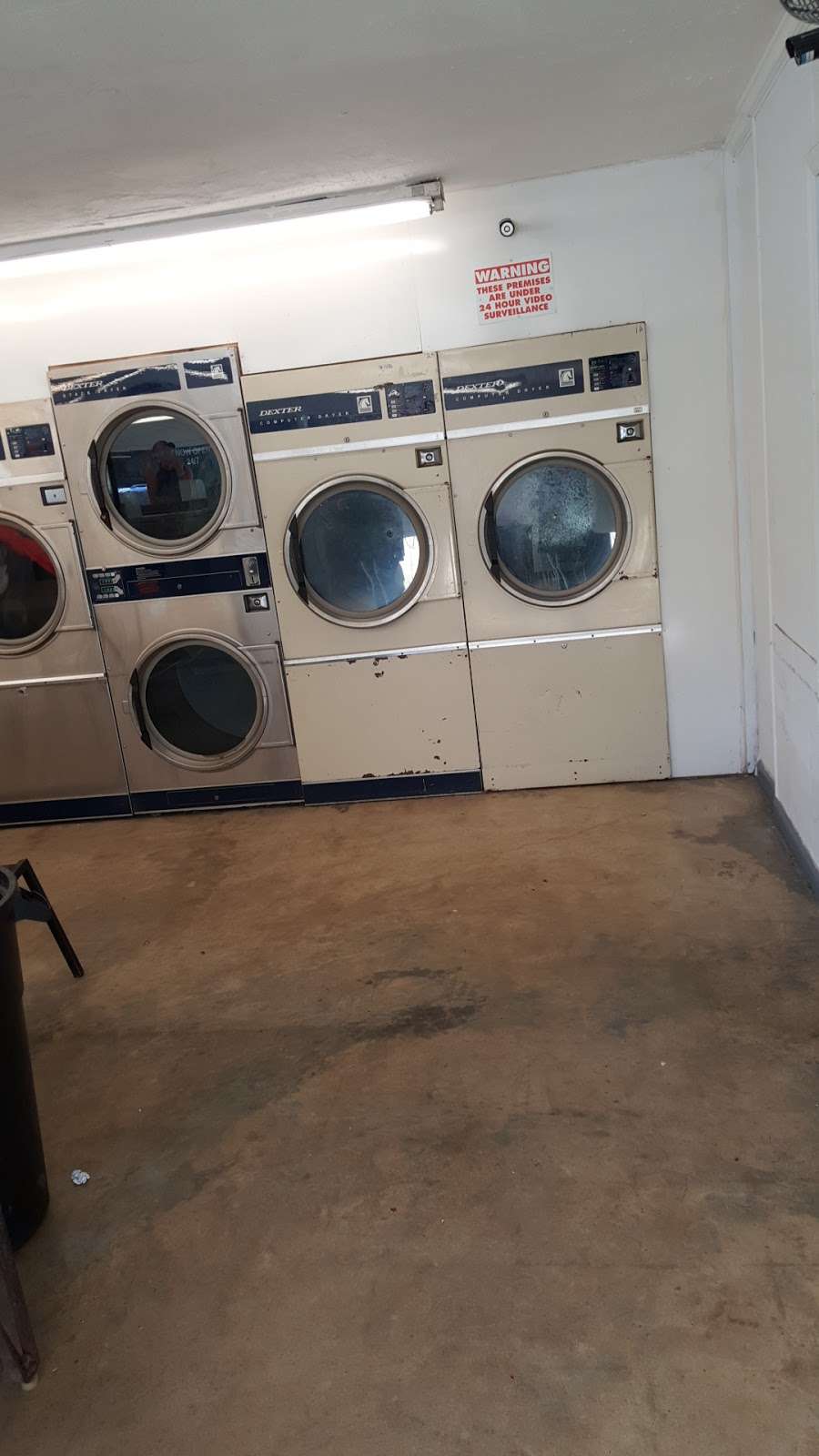 Wash Queen Laundromat | 700 Childs St, Lincolnton, NC 28092, USA