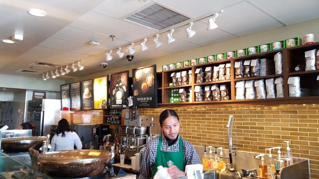 Starbucks | 6873 Mission St, Daly City, CA 94014, USA | Phone: (650) 757-5274