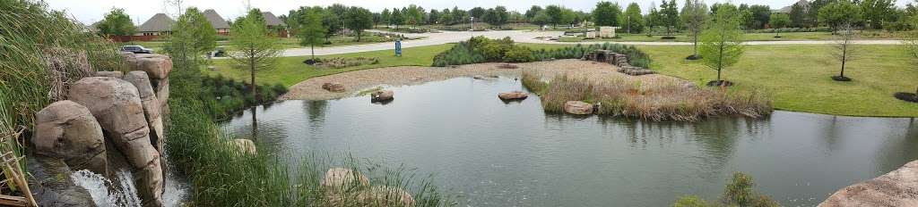 Camp Town Lake | 9214 E Bridgeport Pass Cir, Cypress, TX 77433, USA