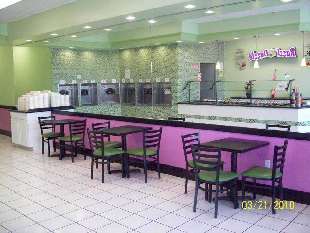 Razzle Dazzle Frozen Yogurt | 2440 W Arrow Route #4d, Upland, CA 91786, USA | Phone: (909) 293-9825