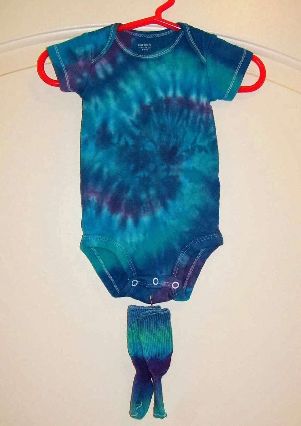 Little Rainbows Tie-dyes | 11050 Long Lake Ln, Fishers, IN 46037, USA | Phone: (317) 579-9777