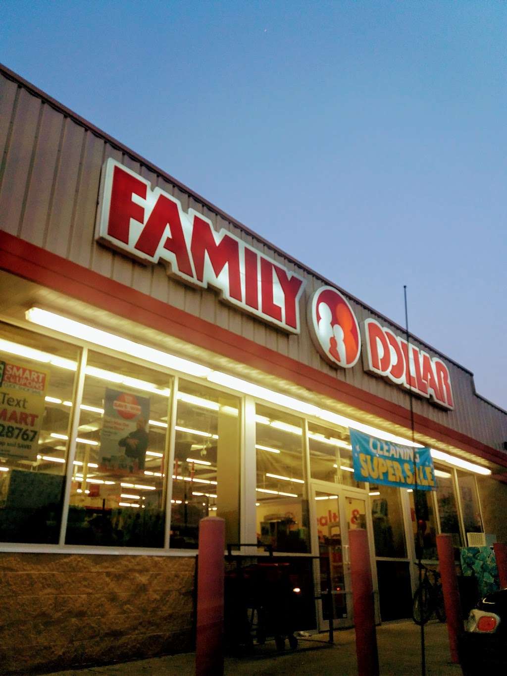 Family Dollar | 100 3rd Wahneta St E, Wahneta, FL 33880, USA | Phone: (863) 324-1839