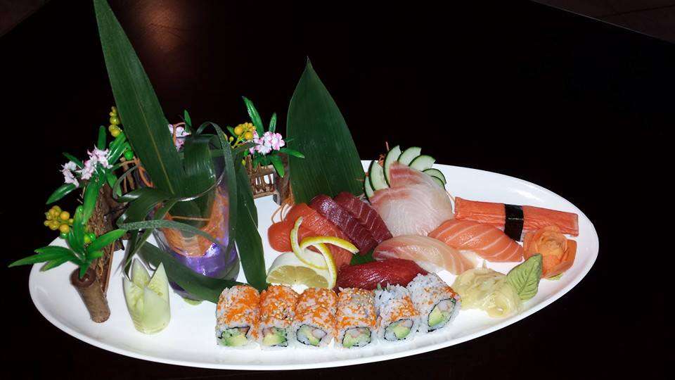 Yujo Sushi & Asian Cuisine | 511 Merrimack Ave, Dracut, MA 01826, USA | Phone: (978) 458-8113