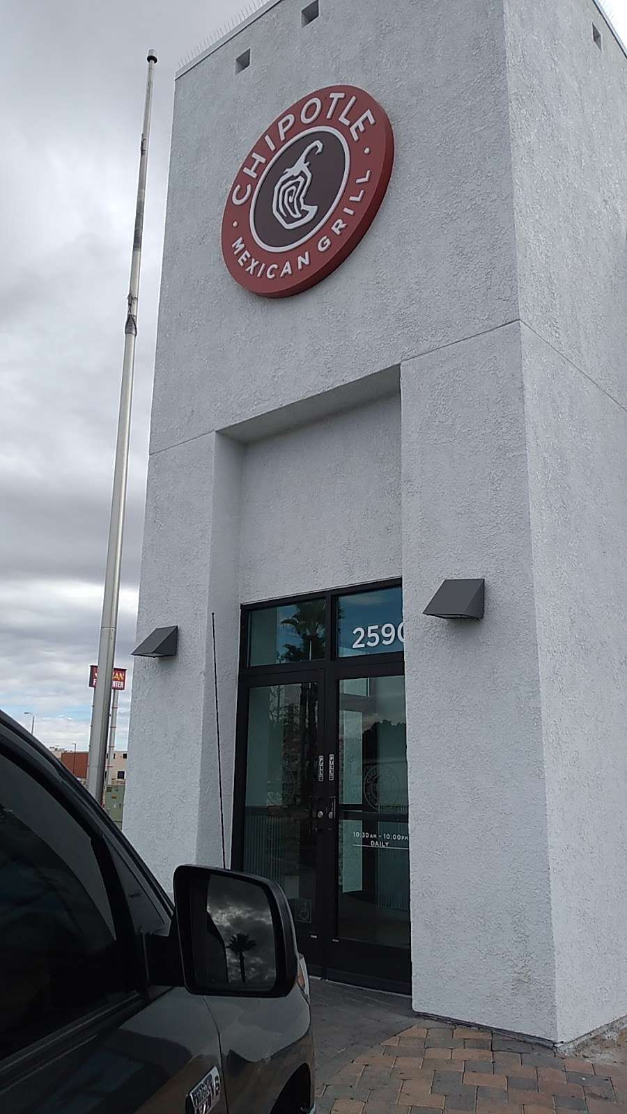 Chipotle Mexican Grill | 2590 High Point Pkwy, Barstow, CA 92311 | Phone: (760) 253-7480