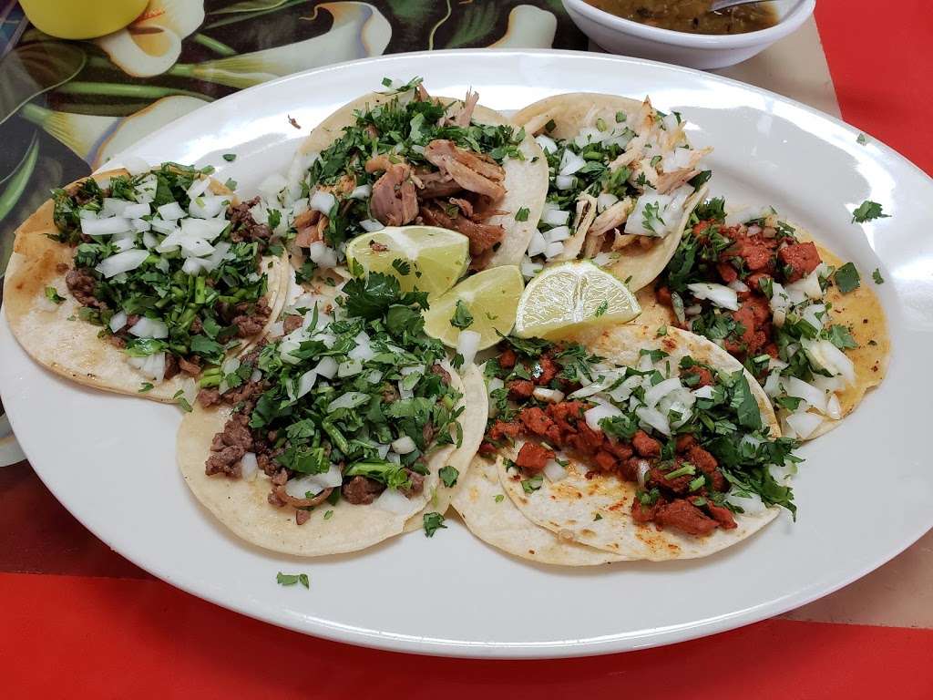 Tacos El Mercadito | 531 SE Melody Ln, Lees Summit, MO 64063, USA | Phone: (816) 524-6588