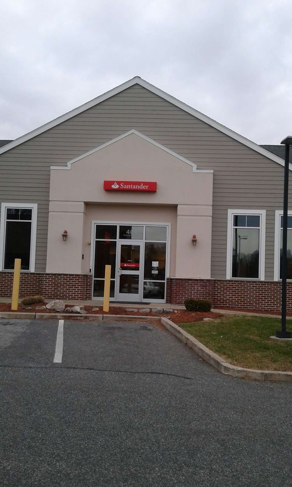Santander Bank | 409 Massachusetts Ave, Acton, MA 01720, USA | Phone: (978) 264-9715