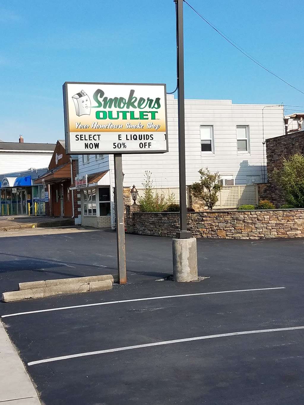 Smokers Outlet, Inc - 1100 Mt. Rose Ave. York, PA | 1100 Mt Rose Ave, York, PA 17403 | Phone: (717) 843-7130