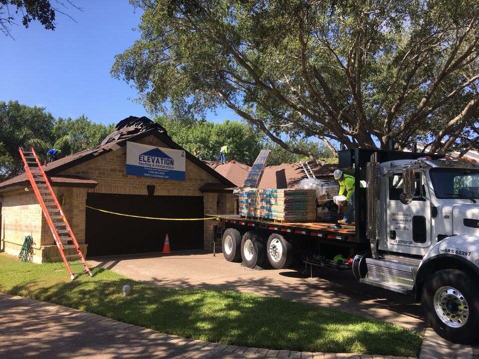 Elevation Roofing & Restoration of League City | 311 Oak Creek Dr, League City, TX 77573, USA | Phone: (281) 206-4426