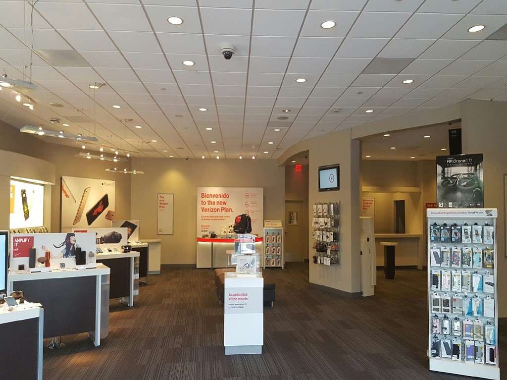 Verizon | 3825 Grand Ave, Chino, CA 91710, USA | Phone: (909) 591-9740