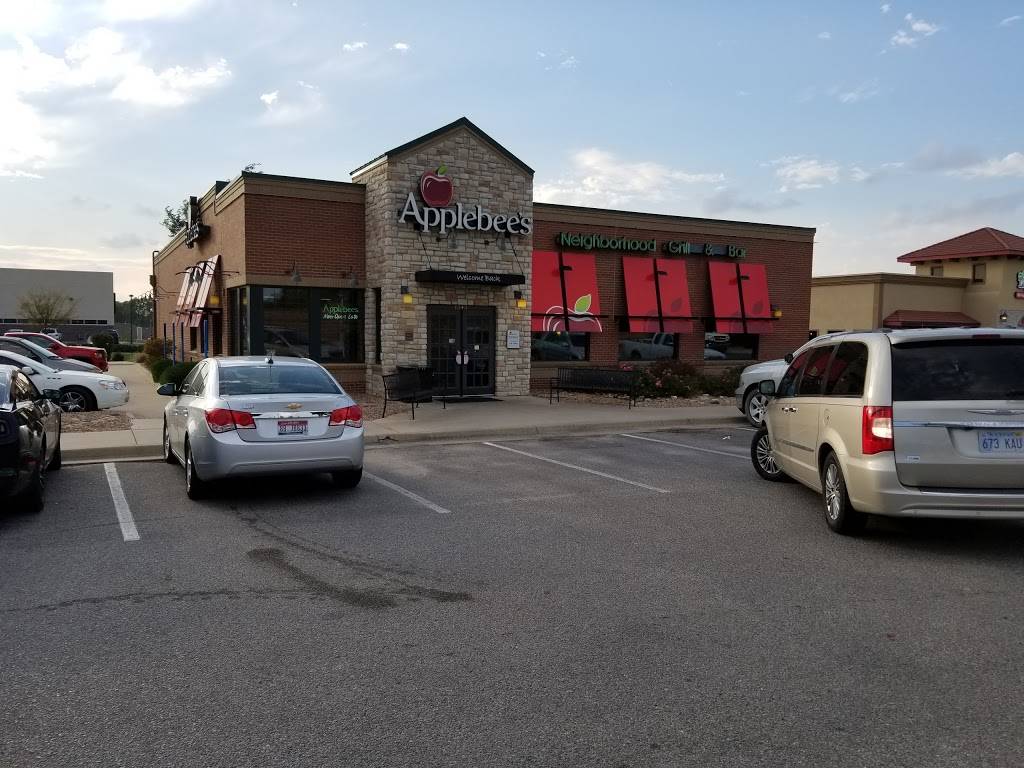 Applebees Grill + Bar | 1245 N Rock Rd, Derby, KS 67037, USA | Phone: (316) 788-7775