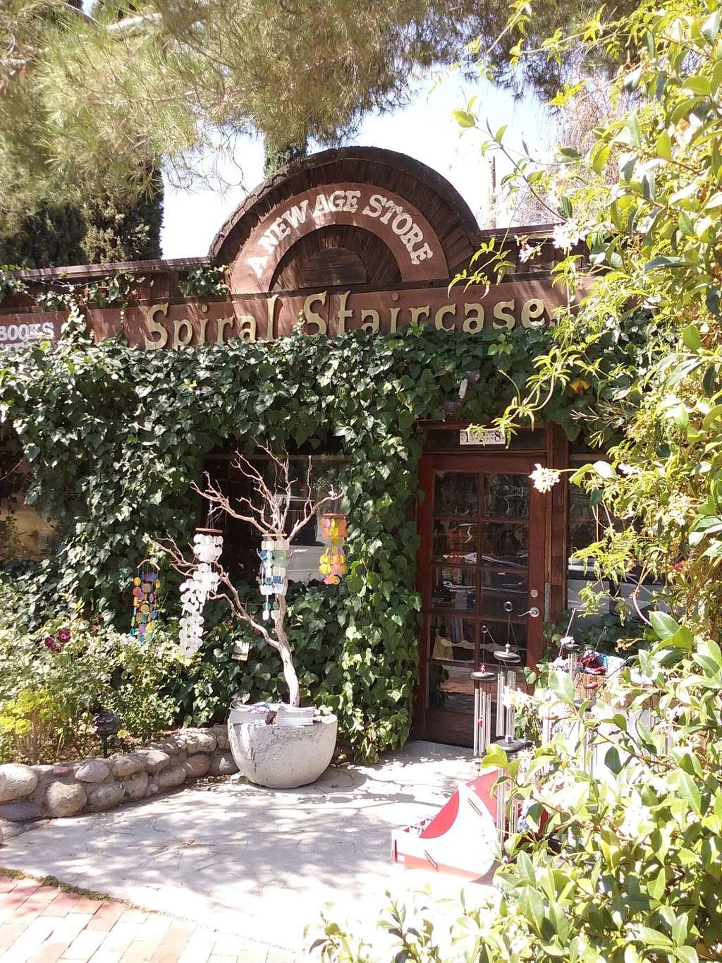 Spiral Staircase | 128 Old Topanga Canyon Rd, Topanga, CA 90290, USA | Phone: (310) 455-3370