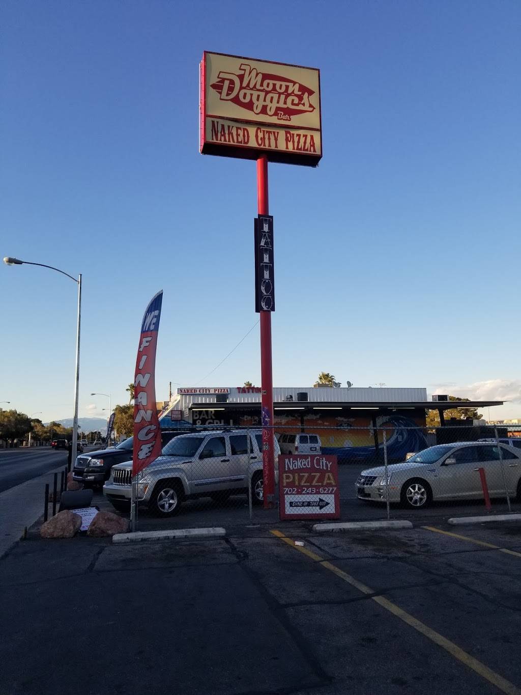 Naked City Pizza Shop | 3240 S Arville St, Las Vegas, NV 89102, USA | Phone: (702) 243-6277