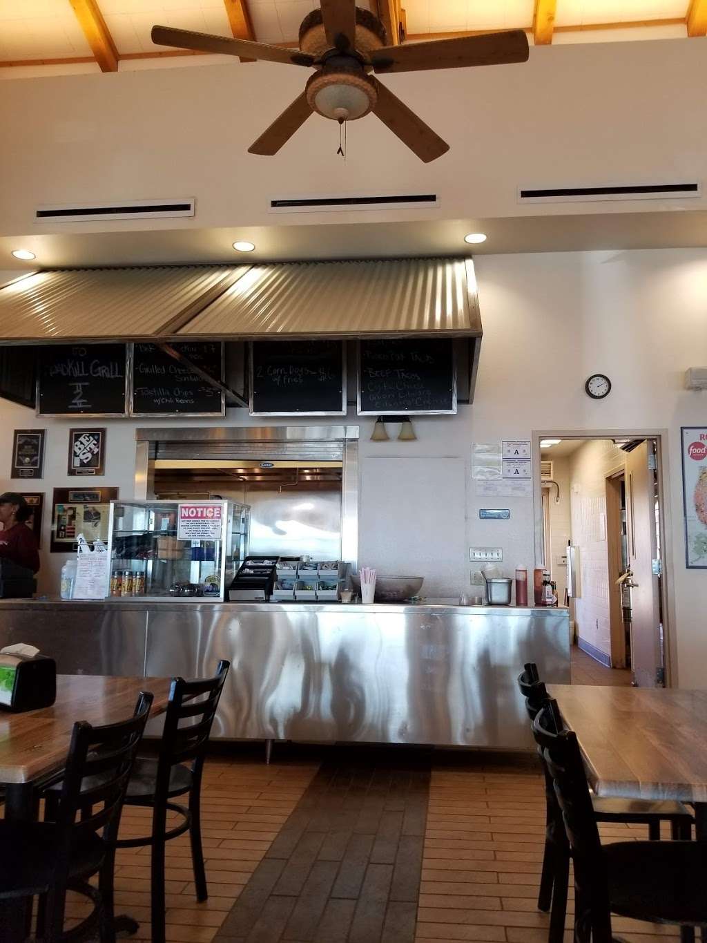 Roadkill Grill 2 | Clark County Shooting Complex, 11357 N Decatur Blvd, Las Vegas, NV 89131, USA | Phone: (702) 863-1528
