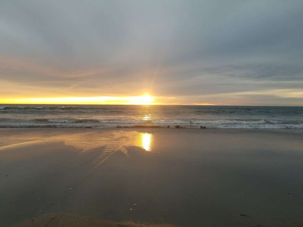 Wings Beachwear | 3136 Mission Blvd, San Diego, CA 92109, USA | Phone: (858) 251-1663