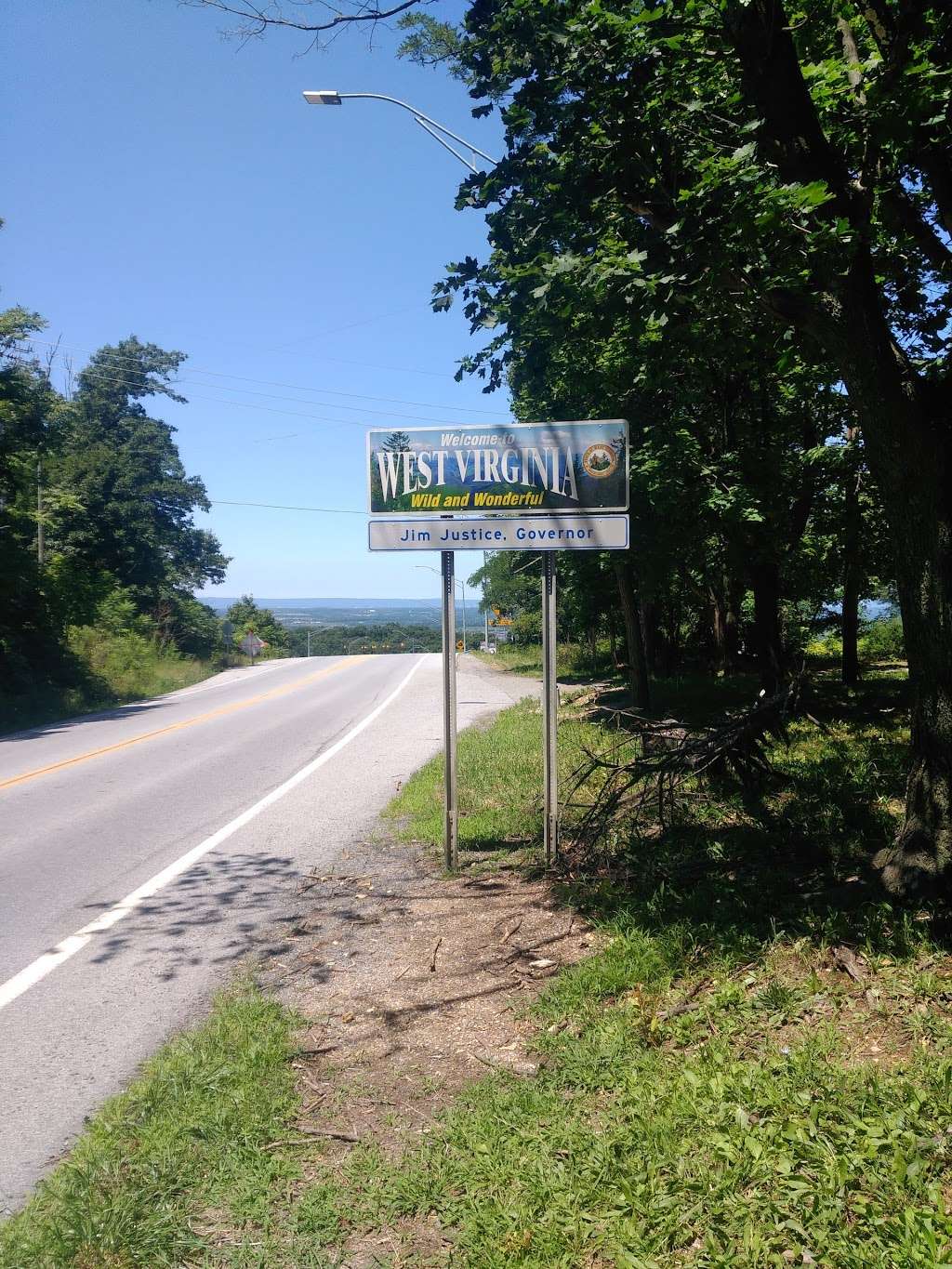 Keys Gap Parking Area | Appalachian Trail, Purcellville, WV 20132