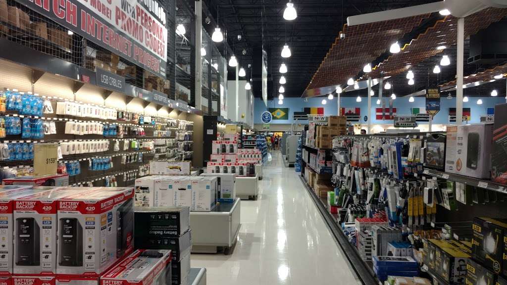 Frys Electronics | 21300 Gulf Fwy, Webster, TX 77598 | Phone: (281) 338-1762