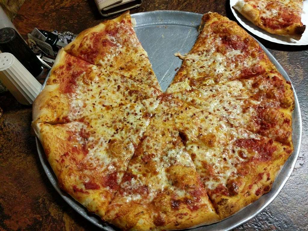 Pizza DOro | 3115 Victory Blvd #1, Staten Island, NY 10314, USA | Phone: (718) 698-8873