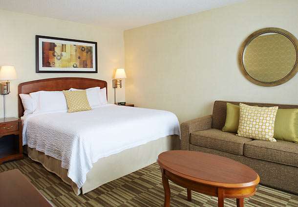 Courtyard by Marriott Boston Woburn/Boston North | 700 Unicorn Park Dr, Woburn, MA 01801, USA | Phone: (781) 938-9001