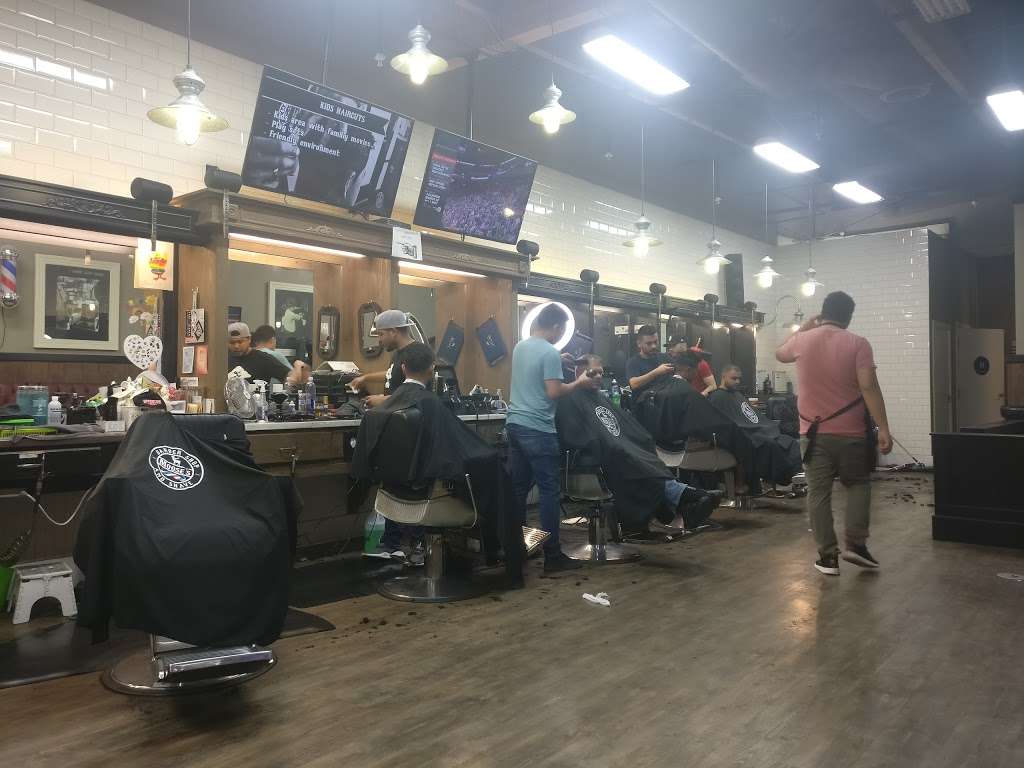 Mooses Barber Shop and Shave | 1020 Tierra Del Rey, Chula Vista, CA 91910, USA | Phone: (619) 271-7529