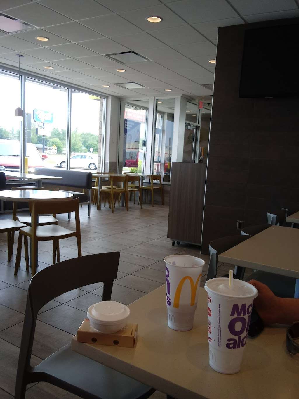 McDonalds | 1411 S Heaton St, Knox, IN 46534, USA | Phone: (574) 772-7199