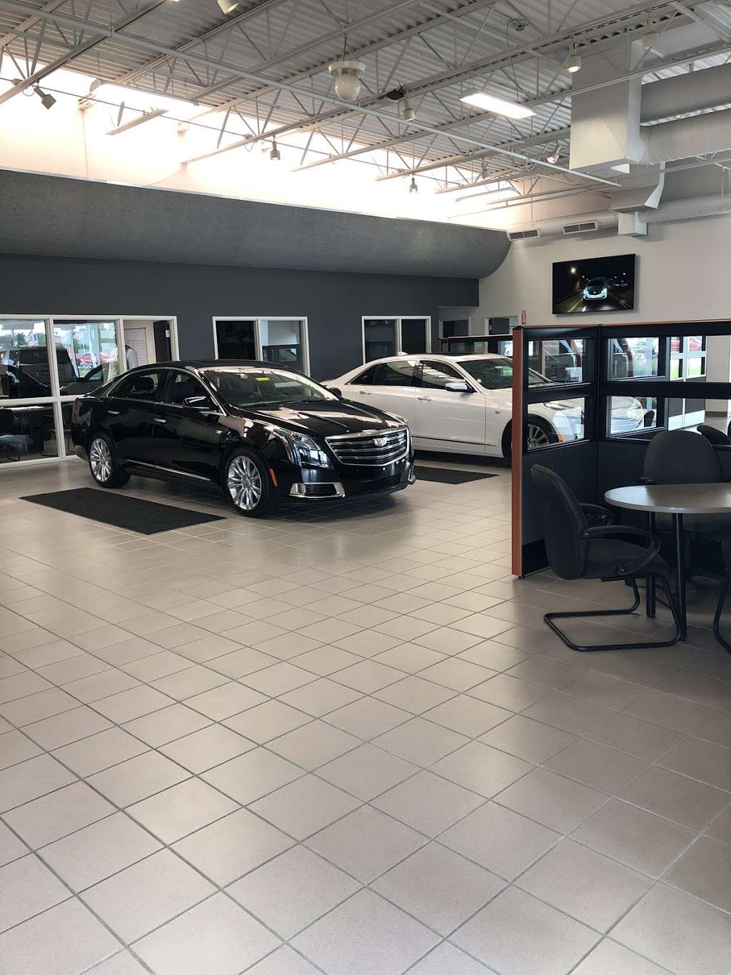 Lockhart Cadillac of Greenwood | 1287 S, US-31, Greenwood, IN 46143, USA | Phone: (317) 865-1551