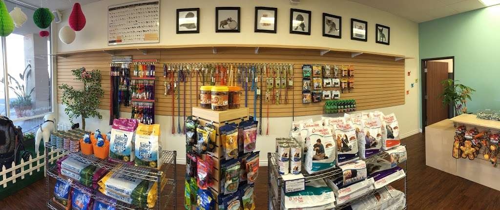 Pets Choice Grooming & Supply | 4300 Green River Rd #114, Corona, CA 92880, USA | Phone: (951) 272-5716