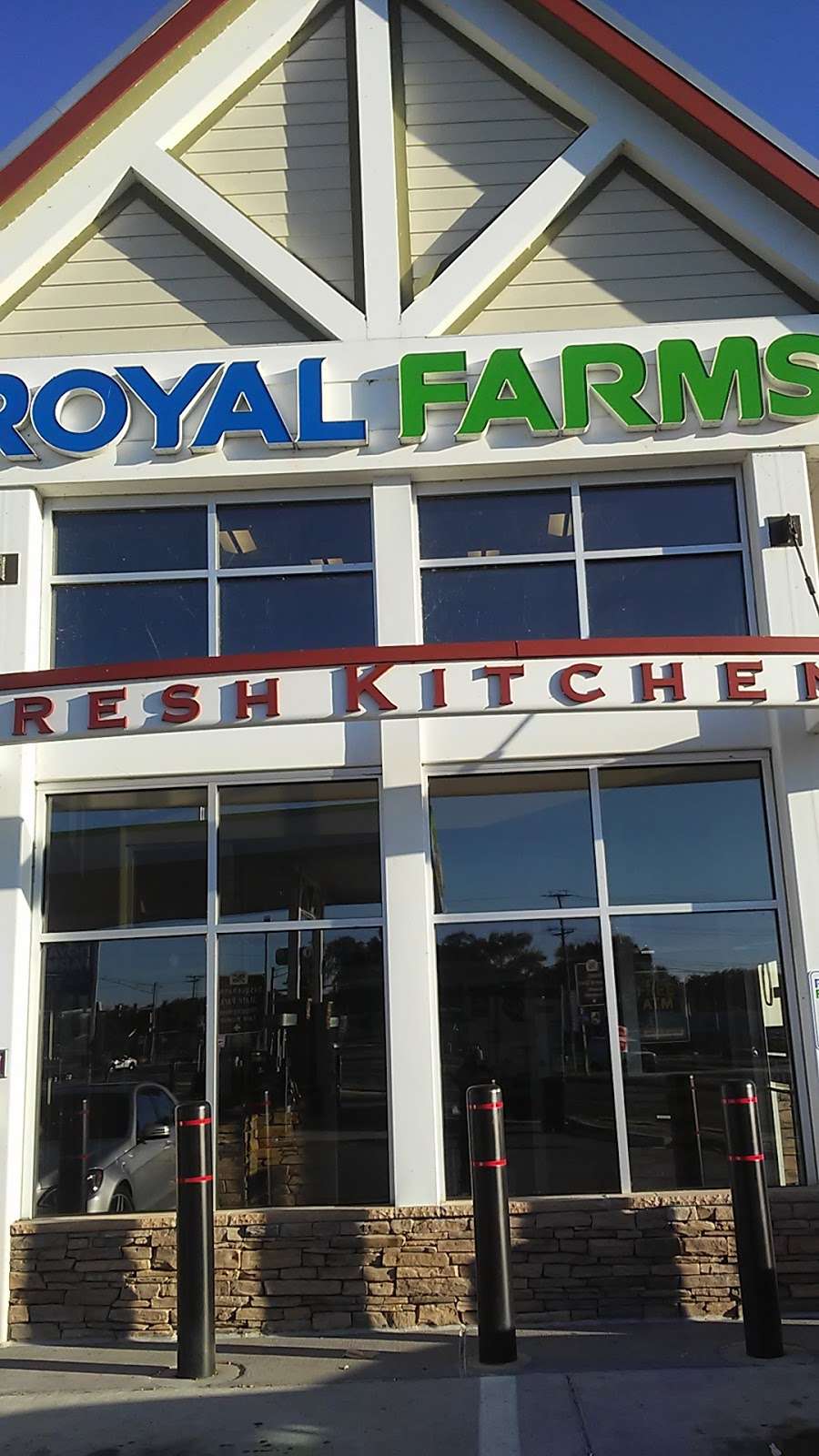 Royal Farms | 803 Pulaski Hwy, Havre De Grace, MD 21078, USA | Phone: (410) 939-0249