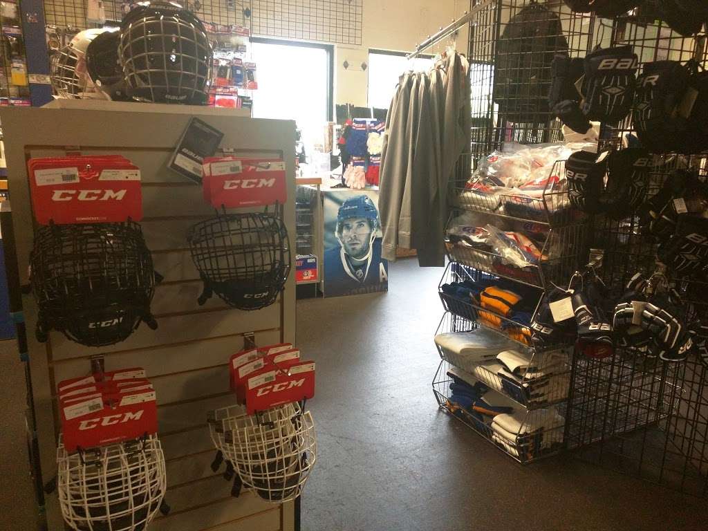 Ice Time Pro Shop | 21 Lakeside Rd, Newburgh, NY 12550 | Phone: (845) 567-0004