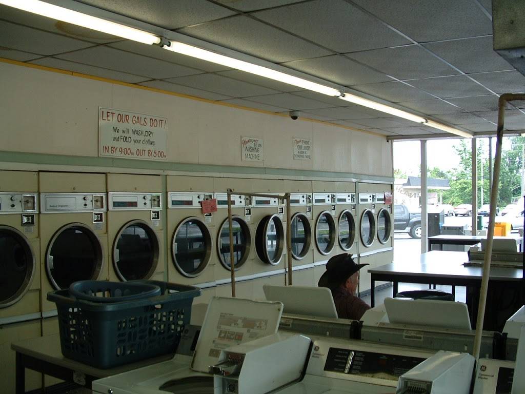 Silver Heights Coin Laundry | 9320 Blue Lick Rd, Louisville, KY 40229, USA | Phone: (502) 964-9234