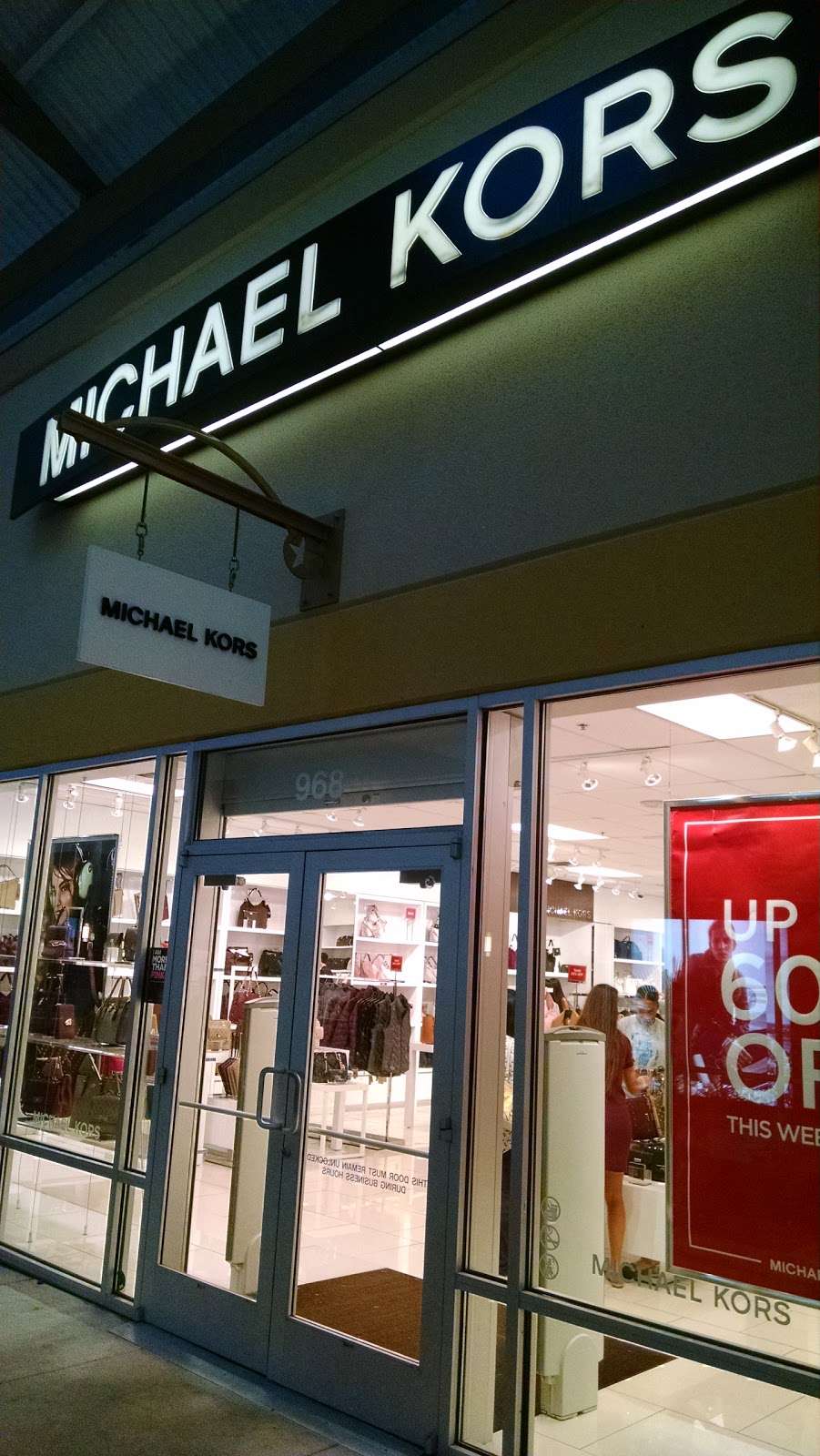 Michael Kors Outlet | 29300 US-290 #968, Cypress, TX 77433, USA | Phone: (281) 758-2600