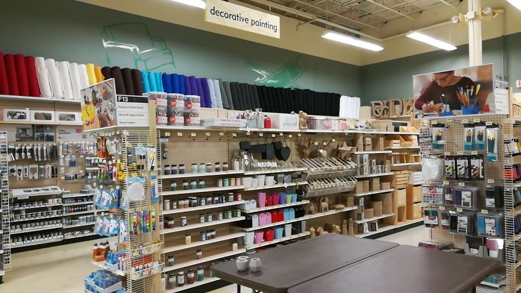 JOANN Fabrics and Crafts | 1003-C W Patrick St, Frederick, MD 21702, USA | Phone: (301) 662-8500