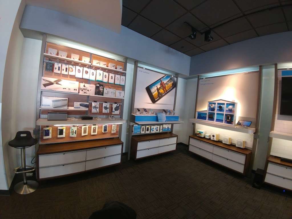 AT&T Store | 767 Shoppes Blvd, North Brunswick Township, NJ 08902, USA | Phone: (732) 247-2233