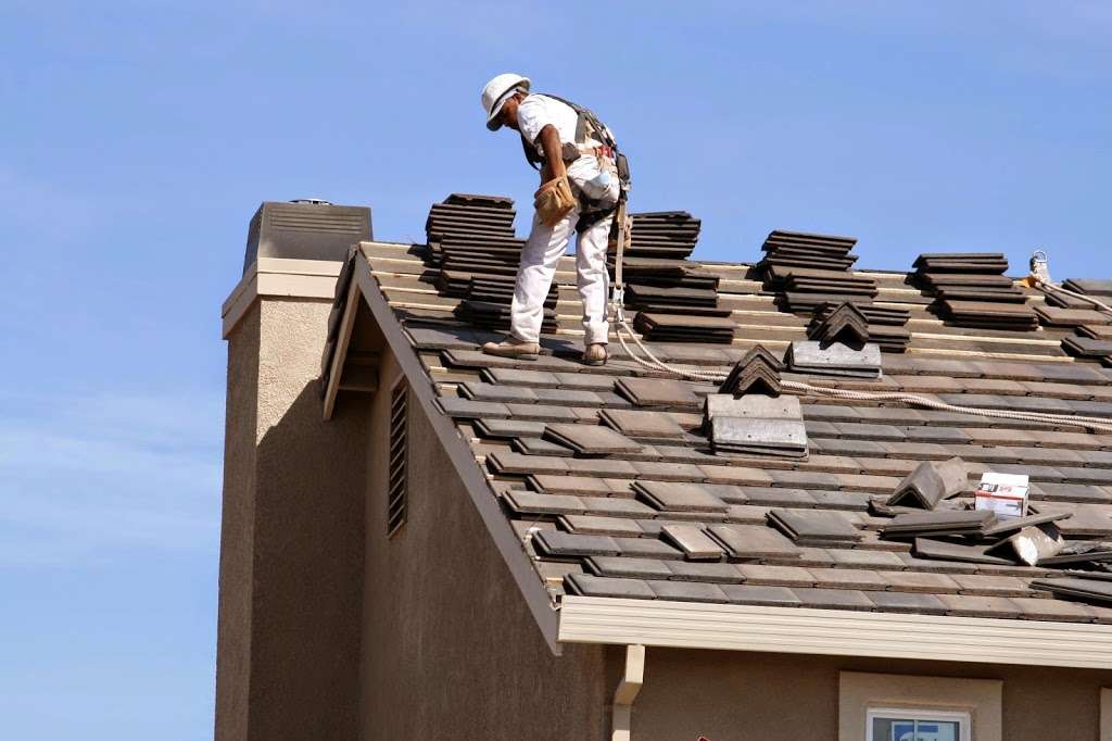 Littleton Roofing Service | 7763 Kyle Way, Littleton, CO 80125, USA | Phone: (720) 545-0666