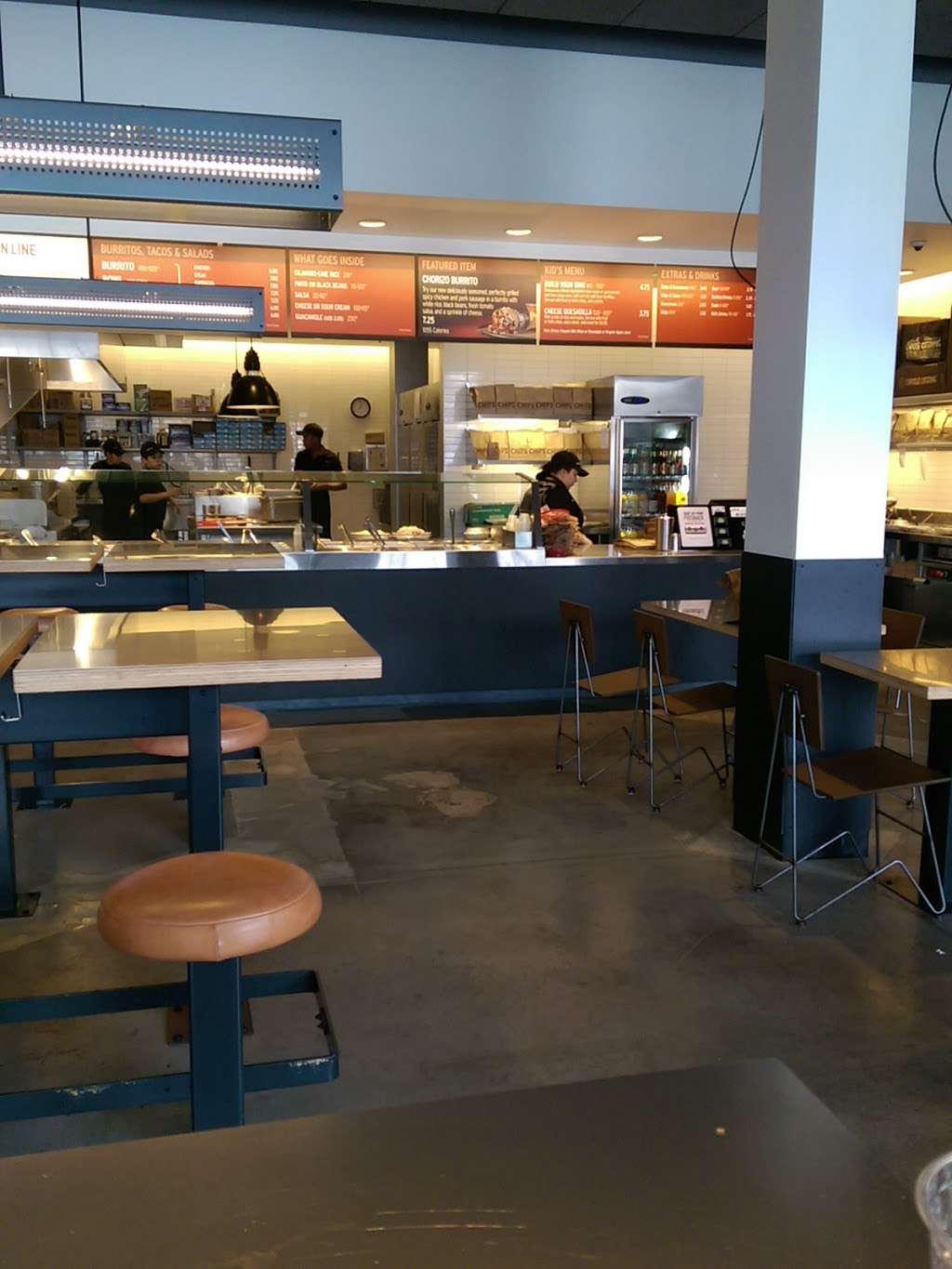 Chipotle Mexican Grill | 9447 Lorton Market St, Lorton, VA 22079 | Phone: (703) 337-4624