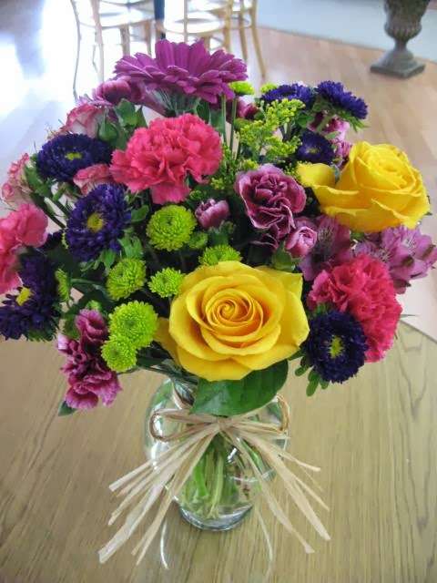 Vickies Flowers | 4508 Lincoln Ave, Cypress, CA 90630 | Phone: (714) 826-8500