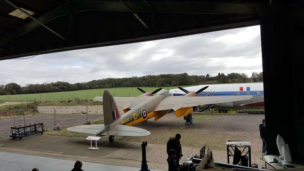 de Havilland Memorial | The de Havilland Aircraft Museum, Salisbury Hall, Shenley, London Colney, Shenley, St Albans AL2 1BU, UK