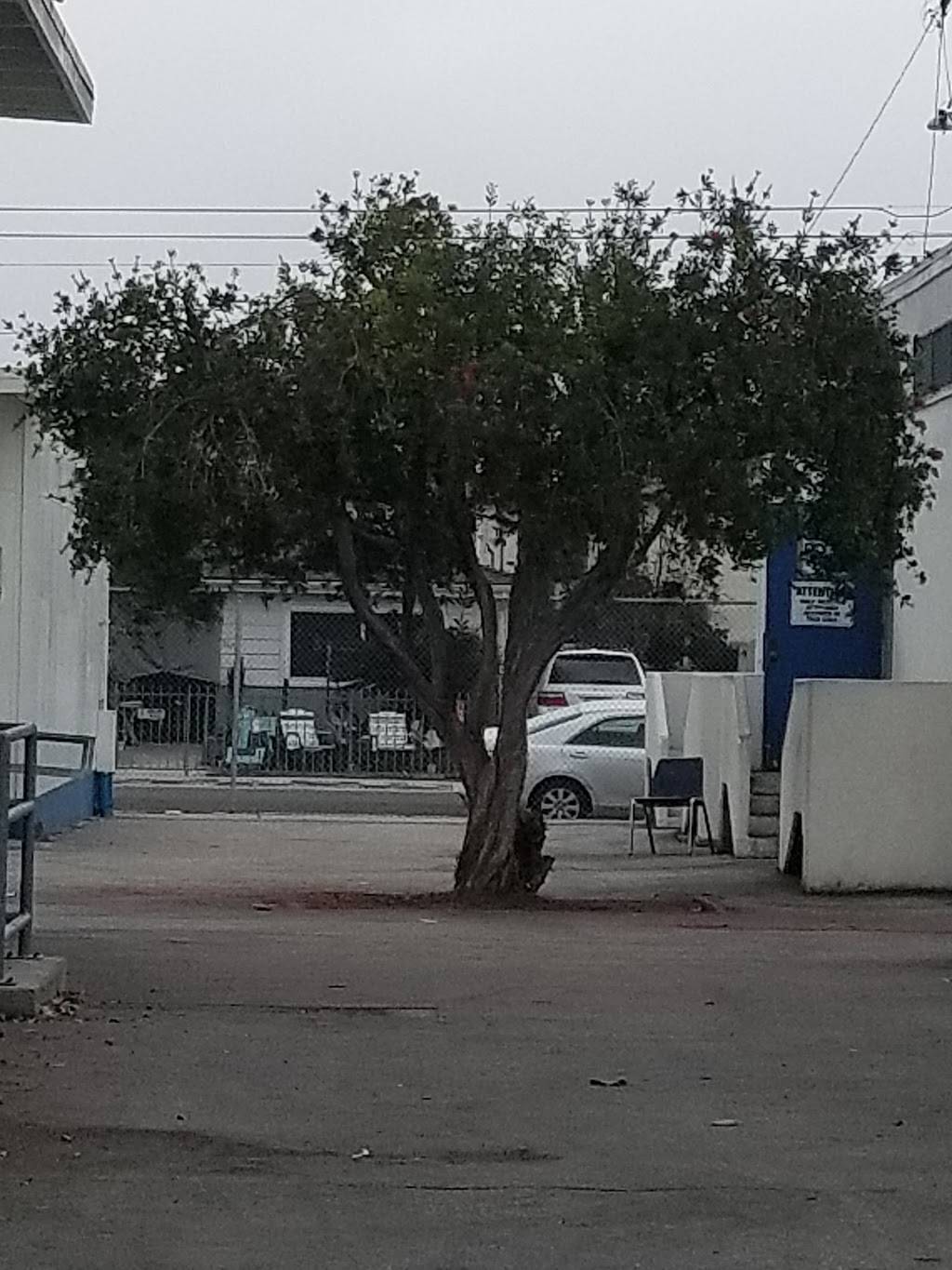 Peary Middle School | 1415 W Gardena Blvd, Gardena, CA 90247, USA | Phone: (310) 225-4200