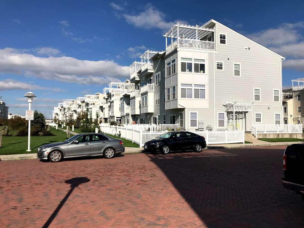 Arverne By The Sea | 6306 Beach Front Rd, Arverne, NY 11692, USA | Phone: (888) 500-5480