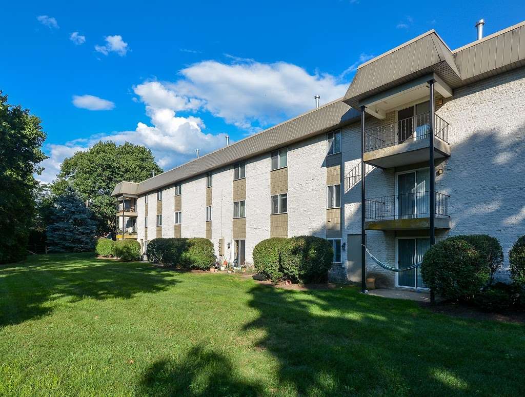 Park Court Apartments | 28 S Water St Apt. C10, Womelsdorf, PA 19567, USA | Phone: (610) 589-5258