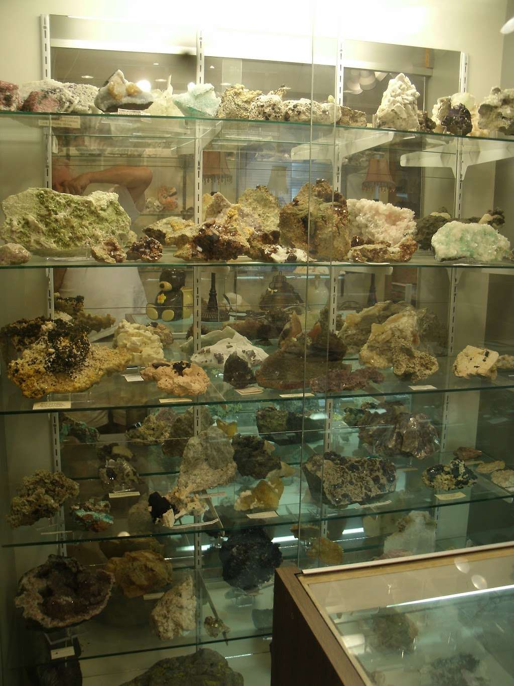 Carls Rocks and Minerals (ONLINE only) | 201 Union St, Milton, DE 19968, USA | Phone: (301) 325-2313