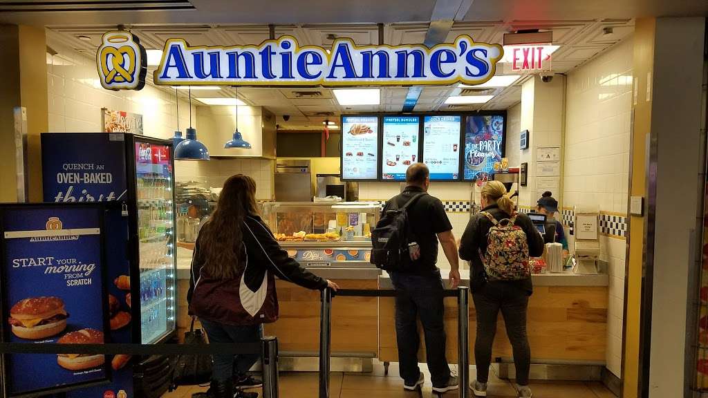 Auntie Annes | 5757 Wayne Newton Blvd Terminal C, Gate E-12, Las Vegas, NV 89119, USA | Phone: (702) 261-7052