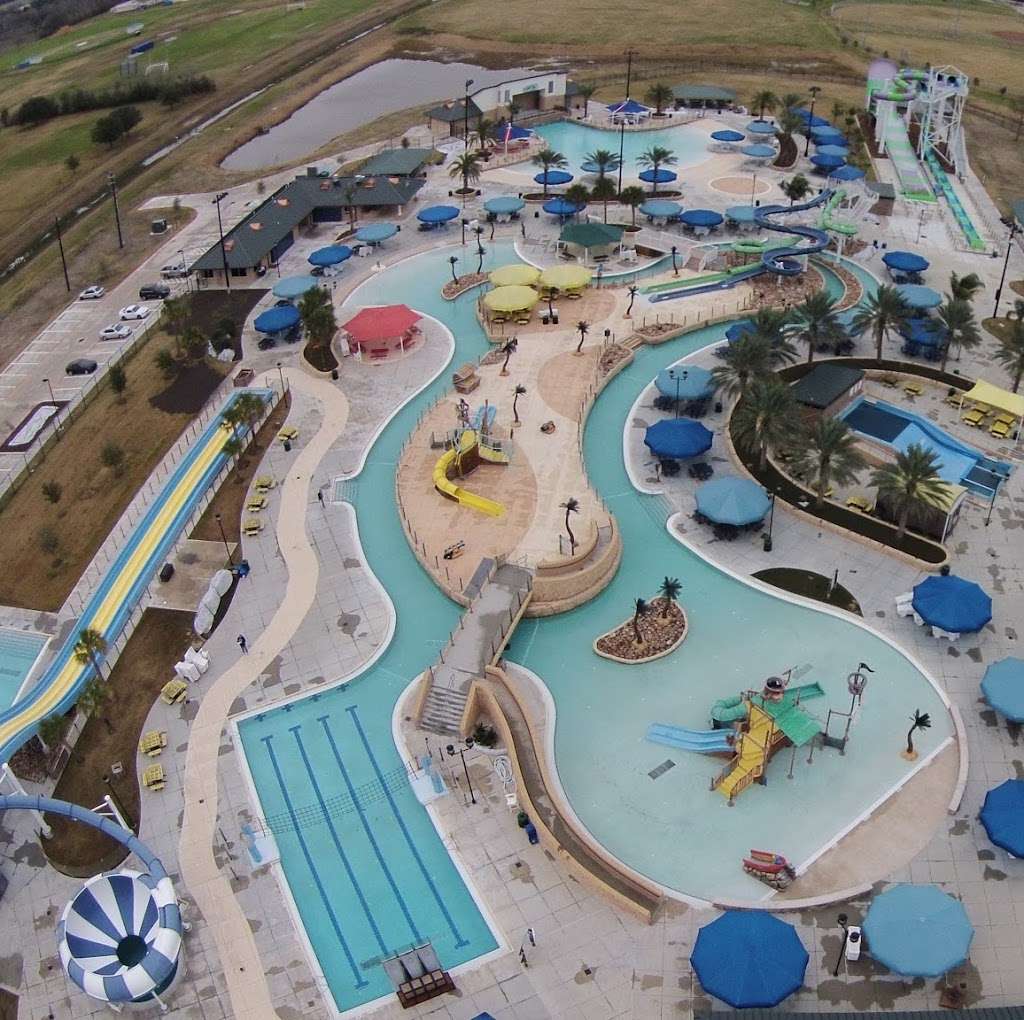 Pirates Bay Waterpark | 5300 E Rd, Baytown, TX 77521, USA | Phone: (281) 422-1150