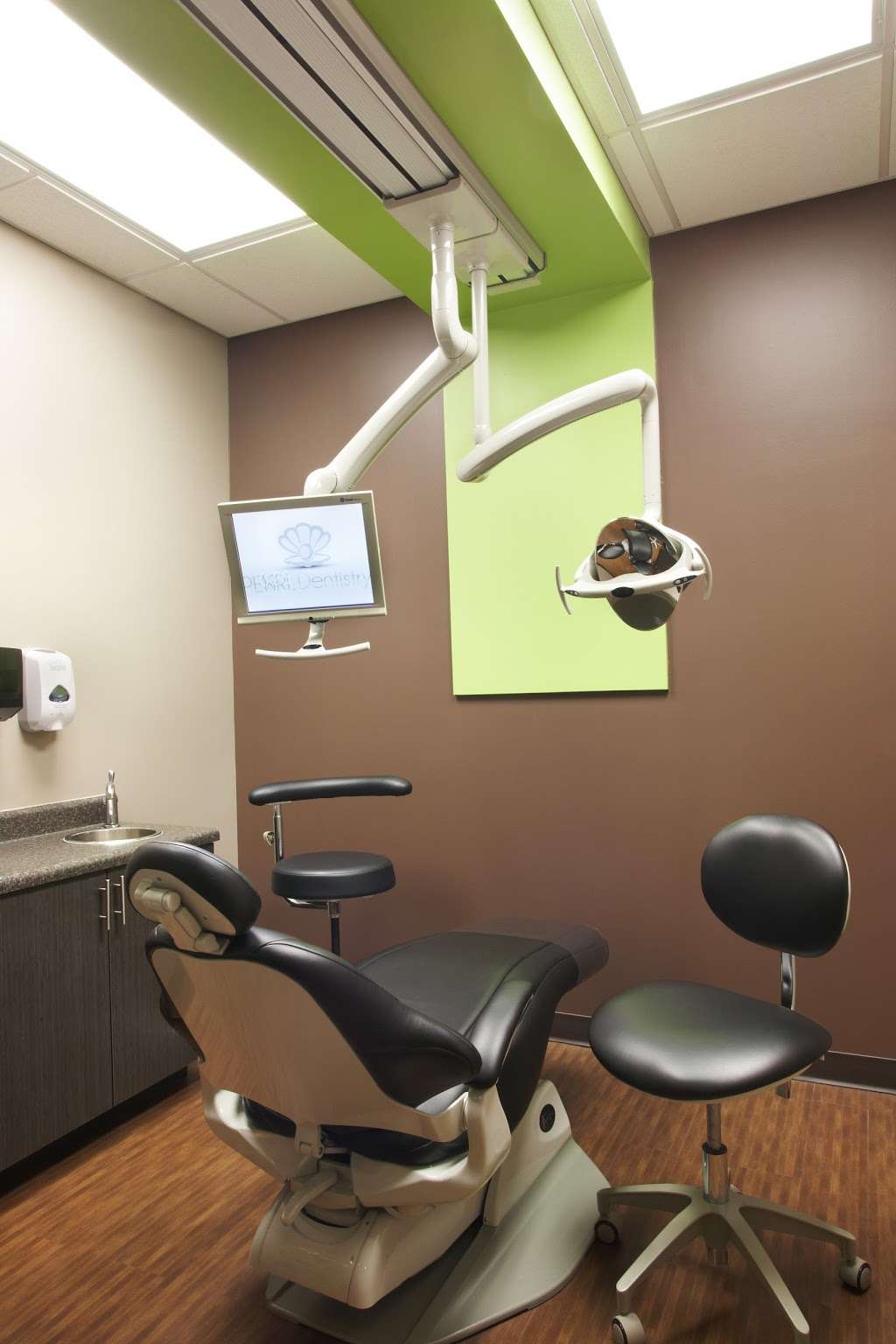 Pearl Dentistry | 8714 Fredericksburg Rd #106, San Antonio, TX 78240, USA | Phone: (210) 910-1111